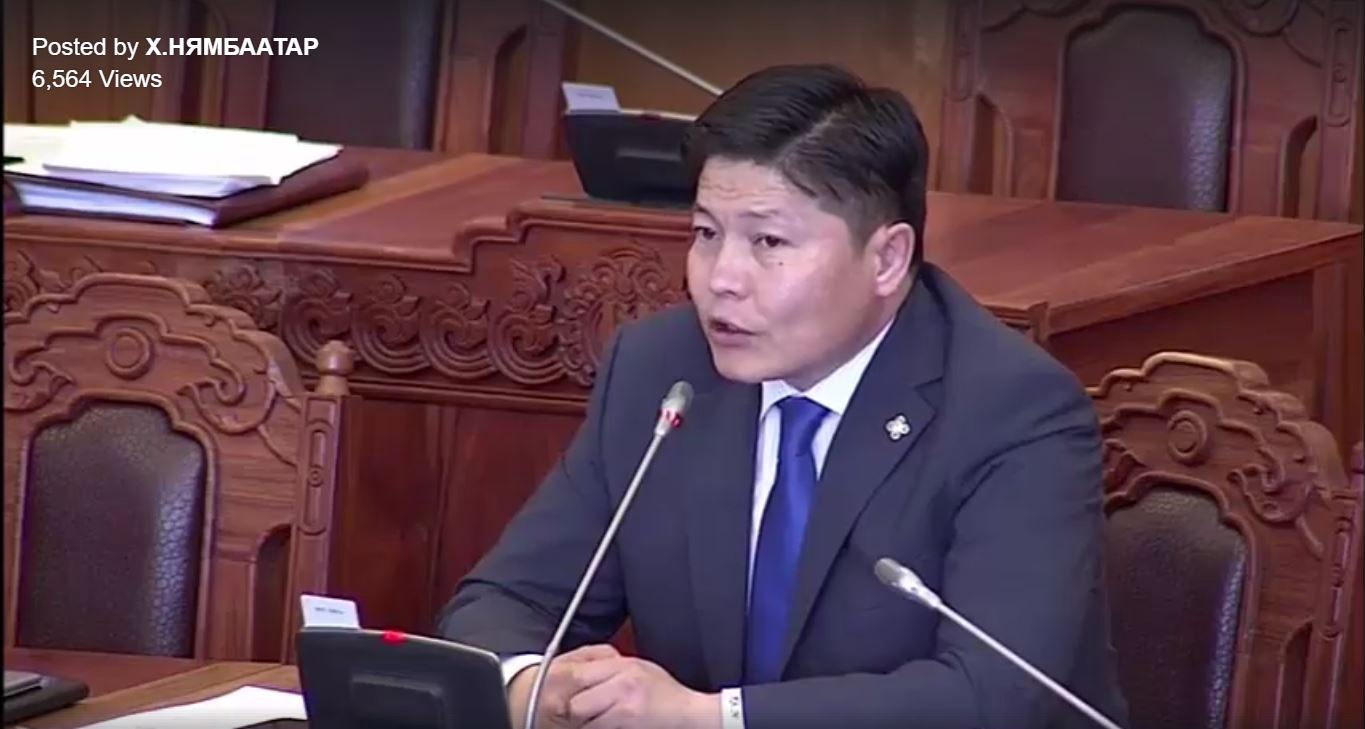 Төсвийн тодотголын хамгийн хүнд асуудал нь тэтгэвэр-ийн насыг нэмэх.