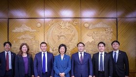 D. Enkhtuvshin, Deputy Chair of the Mongolia-Singapore Parliamentary Group, received and met with the Senior Minister of State of the Republic of Singapore, Sim Ann