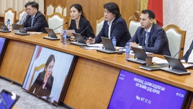 Инновац, цахим бодлогын хөгжлийн дэд хороо "Нийслэлийн цахим шилжилтийн төслүүд"-ийн талаарх мэдээллийг сонслоо