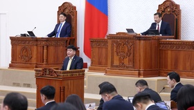 Монгол Улсын Ерөнхий сайдыг томилох тухай асуудлыг хэлэлцэж байна