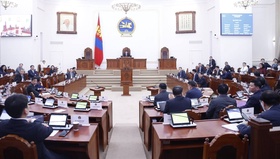 Сонгуулийн ерөнхий хорооны дарга, гишүүнээс чөлөөлөх тухай асуудлыг хэлэлцэв