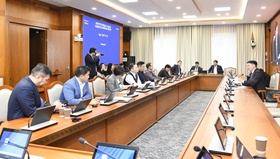 АБГББХ: Монгол Улсыг ирэх таван жилд хөгжүүлэх үндсэн чиглэлийн төслийн анхны хэлэлцүүлгийг явууллаа