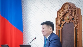 Монгол Улсын засаг захиргаа, нутаг дэвсгэрийн нэгж, түүний удирдлагын тухай болон Монгол Улсын Их Хурлын тухай хуульд өөрчлөлт оруулах эсэх, Санхүүгийн хоршооны тухай хуулийн төслийг хэлэлцэж эхэллээ