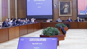 ХХНББХ: Эрхтэн, эд, эс шилжүүлэн суулгах тухай хуулийн төсөлтэй холбогдлуулан боловсруулсан хууль, тогтоолын төслүүдийг хэлэлцэв