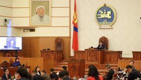 Монгол Улсын Их Хурлын сонгуулийн тухай хуульд нэмэлт, өөрчлөлт оруулах тухай хуулийн төслийг эцсийн хэлэлцүүлэгт шилжүүлэв 