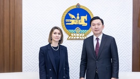 Улсын Их Хурлын дарга Н.Учрал Олборлох салбарын ил тод байдлын санаачилгын Азийн бүс хариуцсан захирал Олиана Валигуратай уулзлаа
