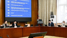 ӨБХ: Засгийн газрын Хяналт хэрэгжүүлэх газрын мэдээллийг сонсож, тэтгэвэр, тэтгэврийн зээлийн талаар өргөдөл гаргасан ахмадуудад хариу өгөхөөр боллоо