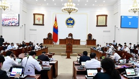 Монгол Улсын Их Хурлын тухай хуульд нэмэлт, өөрчлөлт оруулах тухай хуулийн нэгтгэсэн төслийн анхны, 2024 оны төсвийн гүйцэтгэлийн хоёр дахь хэлэлцүүлгийг хийв