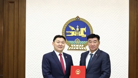 Төсвийн тогтвортой байдлын тухай хуульд нэмэлт, өөрчлөлт оруулах тухай хуулийн төсөл өргөн мэдүүлэв