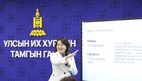 Л.Өлзийсайхан: Хуулийн төсөл боловсруулах нь тухайн улс орны хөгжил, ард түмний аж амьдралын онцлог, соёлд нийцсэн байх наад захын шалгууртай