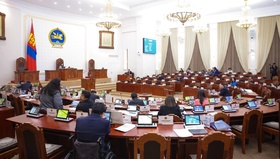 Төрөөс мөнгөний бодлогын талаар ирэх онд баримтлах үндсэн чиглэлийн төслийн хэлэлцүүлгийг үргэлжлүүллээ