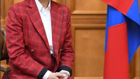 Улсын Их Хурлын гишүүн Л.Мөнхбаясгалангаас "Төрийн болон орон нутгийн өмчийн хөрөнгөөр бараа, ажил, үйлчилгээ худалдан авах тухай хуулийн биелэлт" Монгол Улсын Ерөнхий сайдад хандаж тавьсан АСУУЛТ-22