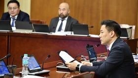 ЭЗБХ: Оюу толгойн асуудлаарх нээлттэй сонсголын мөрөөр авч хэрэгжүүлэх арга хэмжээний талаарх УИХ-ын тогтоолын төслийг хэлэлцэв
