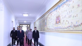 Төрийн ордонтой танилцсанаар Монгол хүн гэдгээрээ улам их бахархлаа