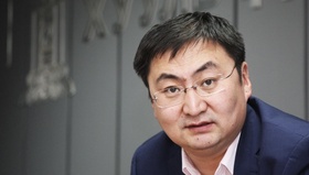 Хууль зүйн ухааны доктор, дэд профессор П.Амаржаргал: Улс тунхагласан өдөр бол таныг хамгаалах хуулийг баталсан өдөр юм шүү дээ