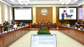 Нийслэлийн 2024-2026 оны төсвийн зарцуулалт, хөрөнгө оруулалтын төслүүдийн хэрэгжилт холбогдох хууль тогтоомжид нийцсэн байдал” сэдэвт ерөнхий хяналтын сонсгол өндөрлөв