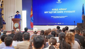 Улсын Их Хурлын дарга С.Бямбацогт Ховд аймгийн Чандмань, Манхан сумдад ажиллаж, иргэдтэй уулзлаа