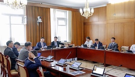 During the regular session, two laws and seven parliamentary resolutions were finally adopted, and four matters concerning international treaties, agreements, and conventions were resolved