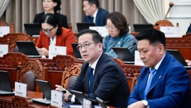  "Хуулийн төсөл буцаах тухай" УИХ-ын тогтоол баталж, Гадаад зээллэгийн ашиглалт, үр ашгийг нэмэгдүүлэх тухай хуулийн төслийн эцсийн хэлэлцүүлгийг хийв 