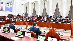 Шинээр байгуулагдсан дэд хороодын даргаар анх удаа сонгогдсон парламентчид ажиллана