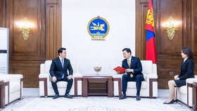 Элчин сайд нарыг эгүүлэн татах, томилох асуудлаар зөвшилцөх Монгол Улсын Ерөнхийлөгчийн саналыг өргөн мэдүүллээ