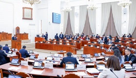 Чуулганы нэгдсэн хуралдаанаар Бизнесийн эрх чөлөөний тухай хуулийн төслийг хэлэлцэж эхэллээ
