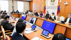 ӨБХ: Улсын Их Хурлын гишүүний асуулгын хариуг хэлэлцэж, тэтгэвэр тогтоох цалингийн итгэлцүүрийг судлах ажлын хэсэг байгуулав