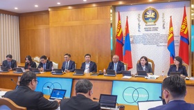 Усны нөөцийг хамгаалах, цөлжилтийг бууруулах чиглэлээр хэлэлцүүлэг зохион байгууллаа 