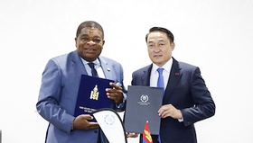 A document on extending the Memorandum of Understanding on cooperation between the State Great Hural (Parliament) of Mongolia and the Inter-Parliamentary Union was signed