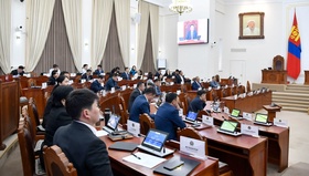 Санхүүгийн хэрэглэгчдийн эрх ашгийг хамгаалах асуудлыг судалж танилцуулахыг Эдийн засгийн байнгын хороонд даалгав