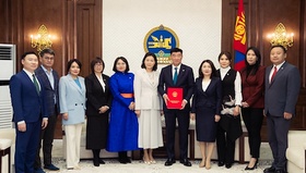 “Улсын төсвийн хөрөнгө оруулалтаар төсөл, арга хэмжээг санхүүжүүлэх талаар авч хэрэгжүүлэх зарим арга хэмжээний тухай” тогтоолын төсөл өргөн мэдүүлэв