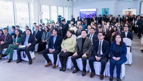 Видео мэдээ: Сэргээгдэх эрчим хүчний тархмал эх үүсгүүр бүхий цахилгаан тээврийн хэрэгсэл, цэнэглэх дэд бүтцийг хөгжүүлэх хууль, эрх зүйн орчны талаарх уулзалт хэлэлцүүлэг боллоо