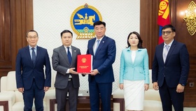 Хууль тогтоомжийн тухай хуульд нэмэлт оруулах тухай хуулийн төсөл өргөн мэдүүлэв