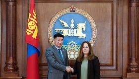 Бүгд Найрамдах Франц Улсаас Монгол Улсад суугаа Онц бөгөөд Бүрэн эрхт Элчин сайд Коринн Пэрератай уулзаж, санал солилцлоо