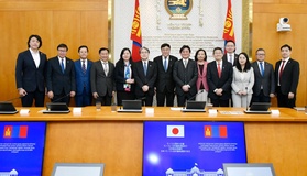 Монгол-Японы парламентын бүлгийн дарга Ж.Галбадрах Япон Улсын парламентын Төлөөлөгчдийн танхимын гишүүн Такэбэ Арата тэргүүтэй төлөөлөгчидтэй уулзлаа