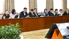 A discussion was held on regulating the use of electric bikes (Sur-Ron) and electric scooters