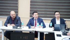 УИХ-ын Ажлын хэсэг Дархан-Уул аймагт ажиллаж, Зөвшөөрлийн тухай хуулийн хэрэгжилттэй танилцан олон нийтийн хэлэлцүүлэг явууллаа