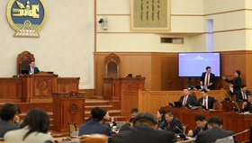 Монгол Улсын Үндсэн хуульд оруулах өөрчлөлтийн төслийг гурав дахь хэлэлцүүлэгт бэлтгэх үүрэг, хугацааг тогтоов 
