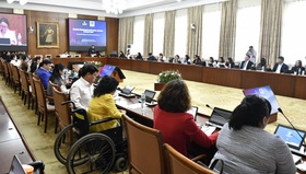 Хөгжлийн бэрхшээлтэй хүнд ээлтэй улсын төсвийг бүрдүүлэх асуудлаар хэлэлцүүлэг өрнүүлж байна 