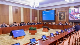 ХЗБХ: Улсыг хөгжүүлэх таван жилийн үндсэн чиглэлийн төслийн анхны хэлэлцүүлгийг хийж, Байнгын хорооны тогтоолын төслийг баталлаа