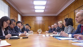 БНЧУ-ын парламентын Сенатын танхимын дэд дарга Йитка Сейтлова тэргүүтэй төлөөлөгчдөд бараалхлаа