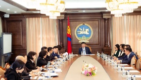 Төрийн болон орон нутгийн өмчит компанийн бүтээмж, ил тод байдал, засаглалыг сайжруулахтай холбоотой хуулийн төслүүдийг хэлэлцүүлэгт бэлтгэх ажлын хэсгийн мэдээллийг сонслоо 