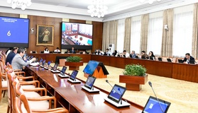ТББХ: Монгол Улсын 2024 оны төсвийн гүйцэтгэл, 2025 оны төсвийн тодотголын хоёр дахь, Үндэсний их баяр наадмын тухай хуульд өөрчлөлт оруулах тухай хуулийн төслийн анхны хэлэлцүүлгийг хийлээ