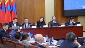 Монголын парламентын 35 жилийн түүхэн хөгжил, ололт амжилт, сорилт, алдаа сургамжийн талаар хэлэлцүүлэг өрнүүлэв