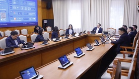 Ажлын хэсгийн ахлагч Б.Бат-Эрдэнэ Тусгай хамгаалалттай газар нутгийн тухай хуулийн шинэчилсэн найруулгын төслийн талаар салбарын яамныхантай санал солилцов