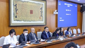 ЭЗБХ: Хэлэлцээрүүдийг дэмжиж, “Зоос банк” ХК-ийн хувьцаа эзэмшигчдийн асуудлаарх Монголбанкны мэдээллийг сонслоо