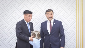 Монгол Улсын Их Хурлын даргаар С.Бямбацогтыг сонголоо 