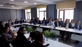 Улсын Их Хурлын ажлын хэсгийн үйл ажиллагаа, Японы биржийн загварын талаар мэдээлэл сонслоо