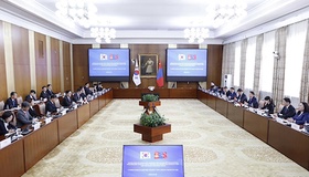 Chairman of the State Great Hural D. Amarbayasgalan held an official meeting with Speaker of the National Assembly of the Republic of Korea Woo Won-shik