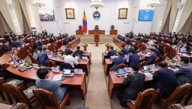 УИХ-ын даргыг үүрэгт ажлаас нь чөлөөлж, Монгол Улсын 2026 оны төсвийн тухай хуулийн төслүүдийг гурав дахь хэлэлцүүлэгт шилжүүлэв 